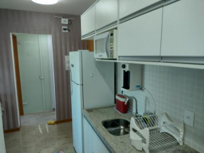 Excelente apartamento 02 quartos frente ao mar